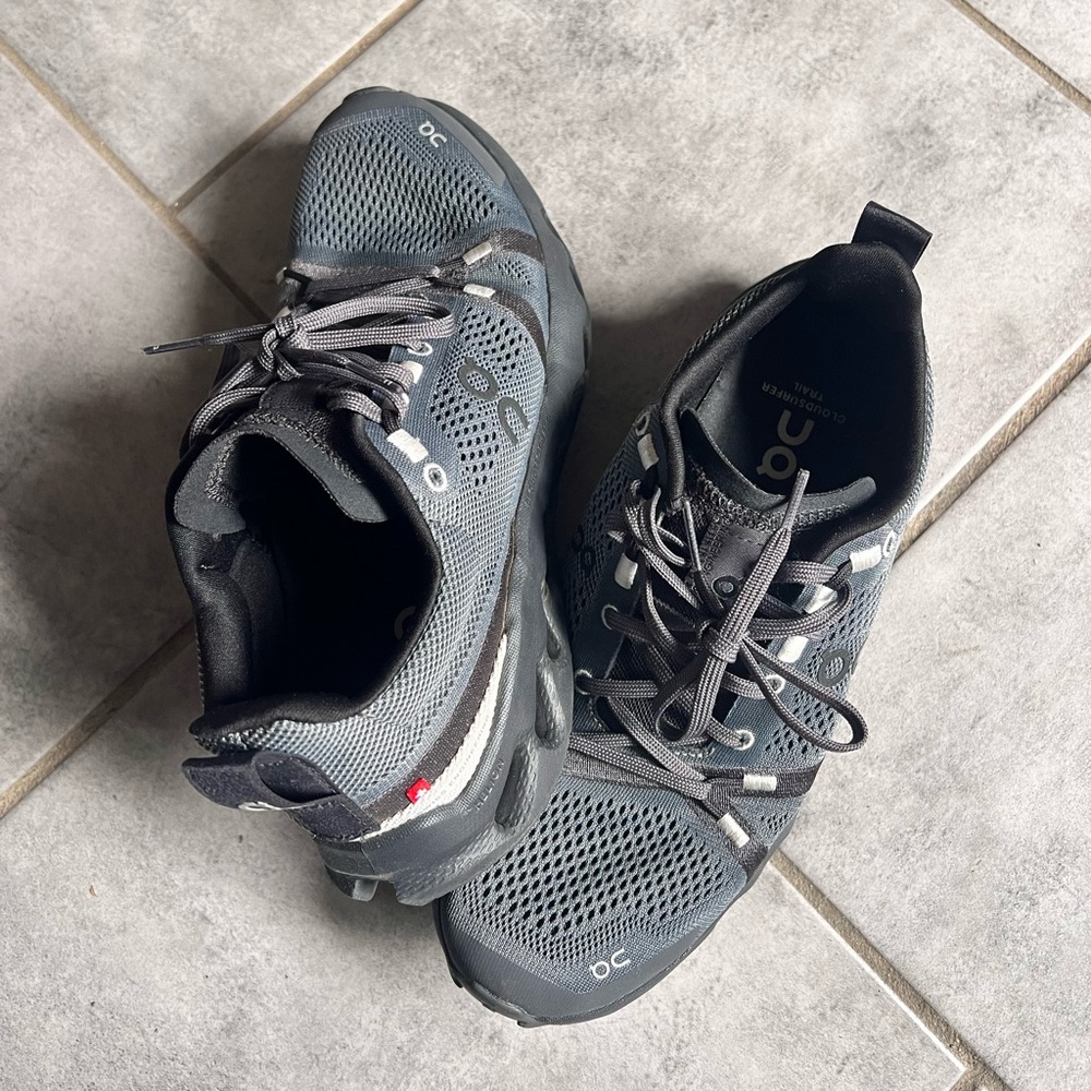 On Running Men’s Grey Mesh Athletic Sneakers